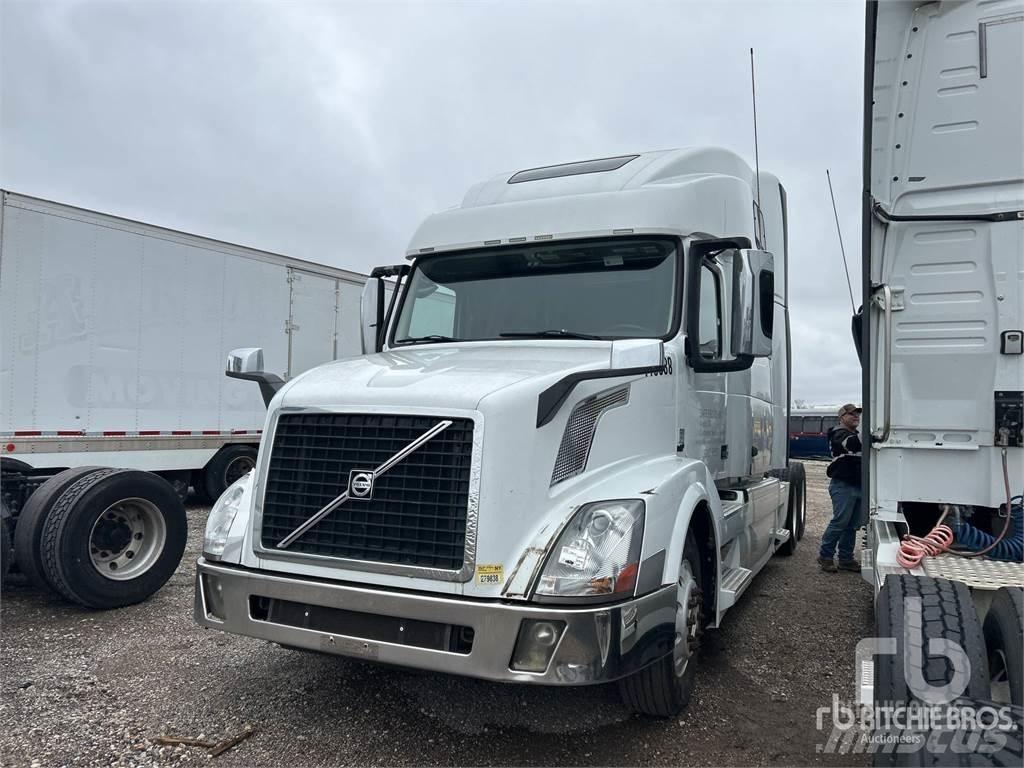Volvo VNL670 Trækkere