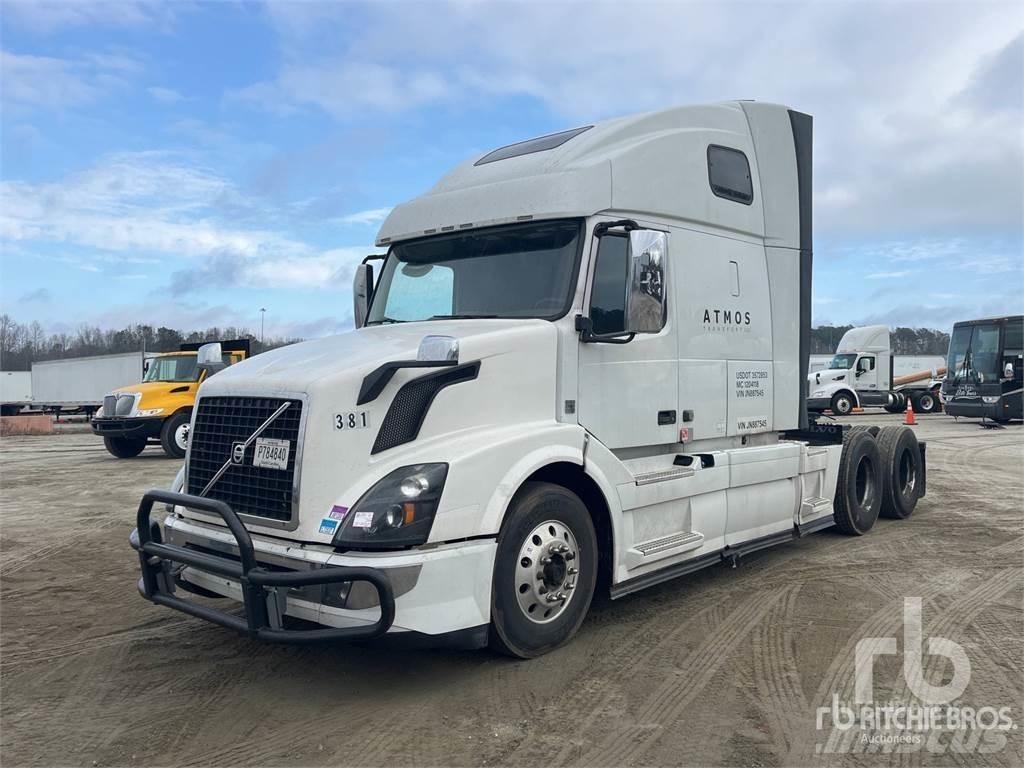 Volvo VNL670 Trækkere