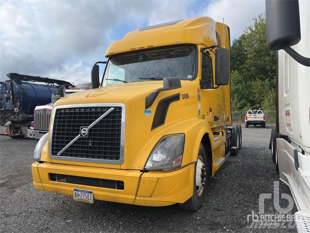 Volvo VNL670 Trækkere