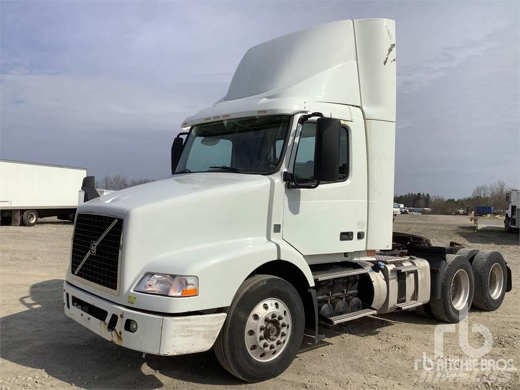 Volvo VNM Trækkere