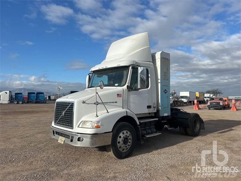Volvo VNM Trækkere