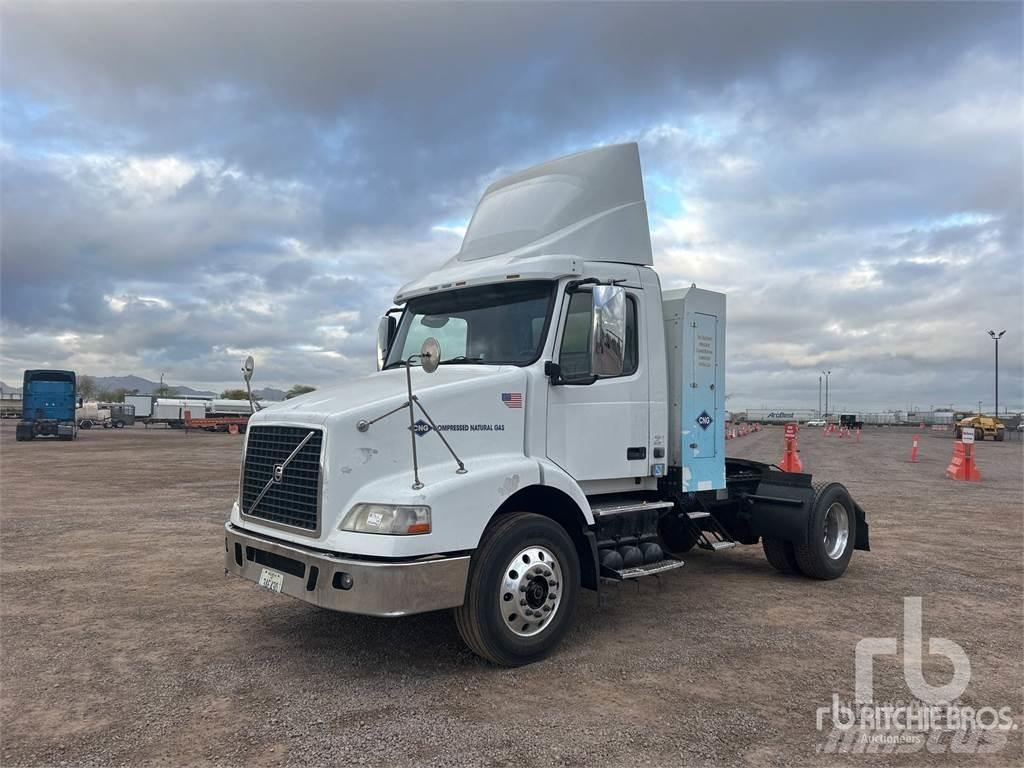 Volvo VNM Trækkere