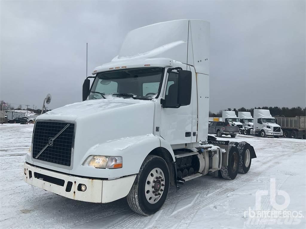 Volvo VNM Trækkere