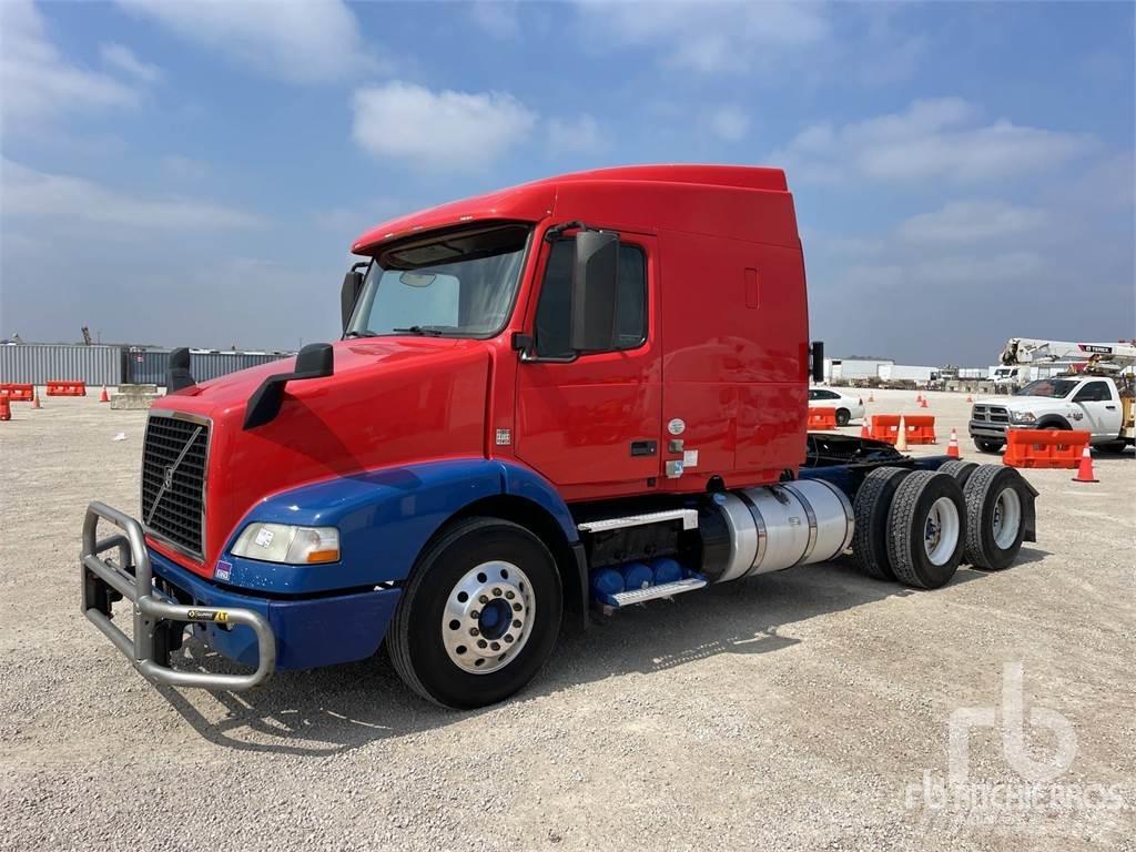 Volvo VNM Trækkere