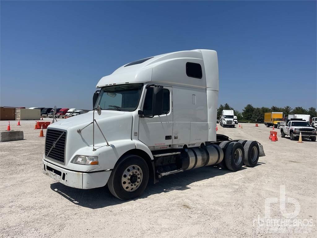 Volvo VNM Trækkere