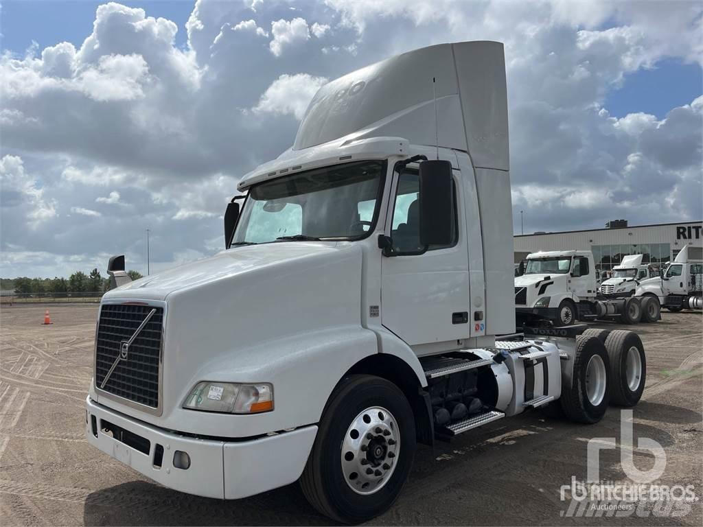 Volvo VNM200 Trækkere
