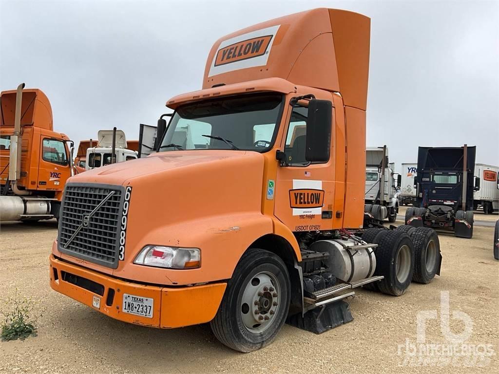 Volvo VNM200 Trækkere