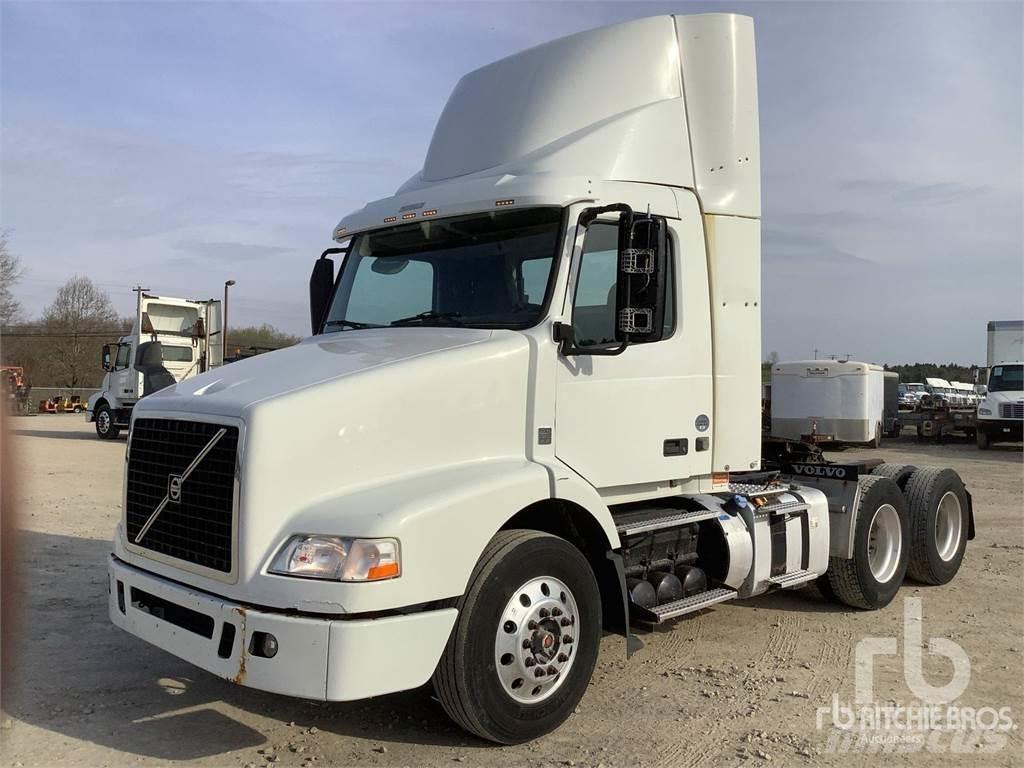 Volvo VNM200 Trækkere