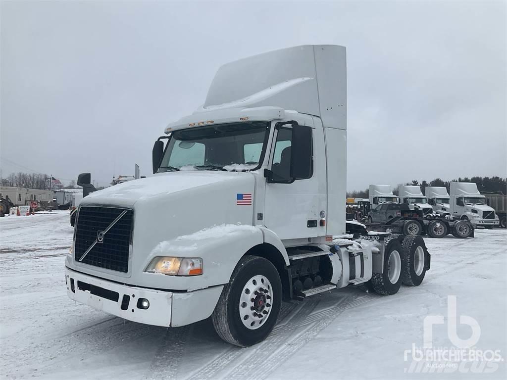 Volvo VNM300 Trækkere
