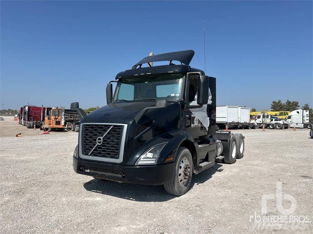 Volvo VNR Trækkere