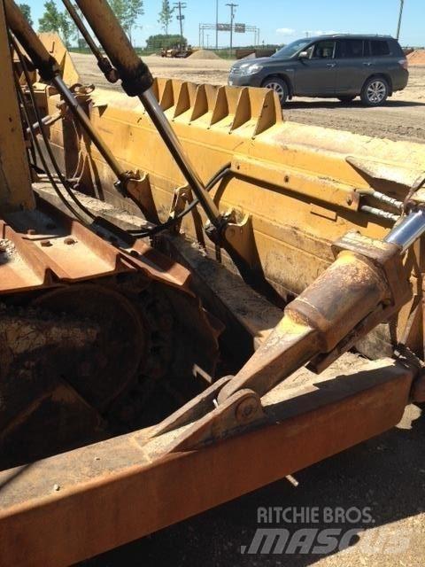 CAT D6H Bulldozer på larvebånd