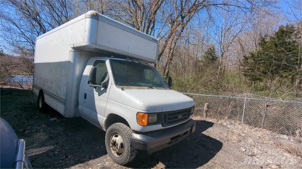 Ford E450 Fast kasse