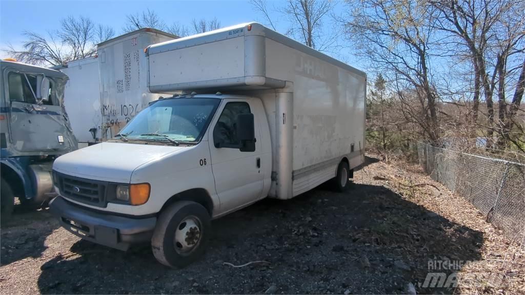Ford E450 Fast kasse