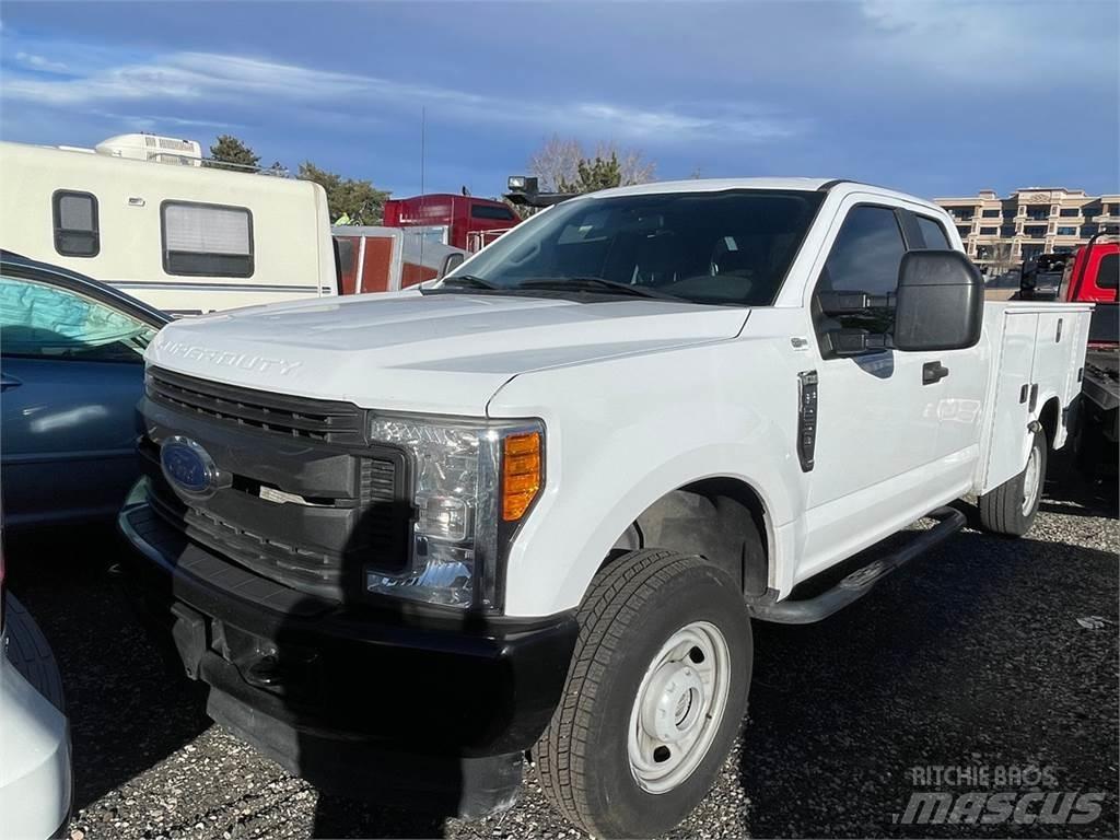 Ford F250 Bjærgningskøretøjer