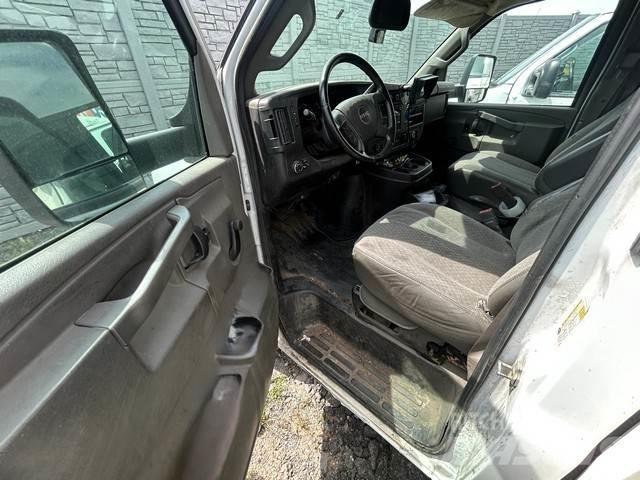 GMC Savana 4500 Fast kasse
