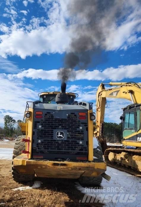 John Deere 824K Læssemaskiner på hjul