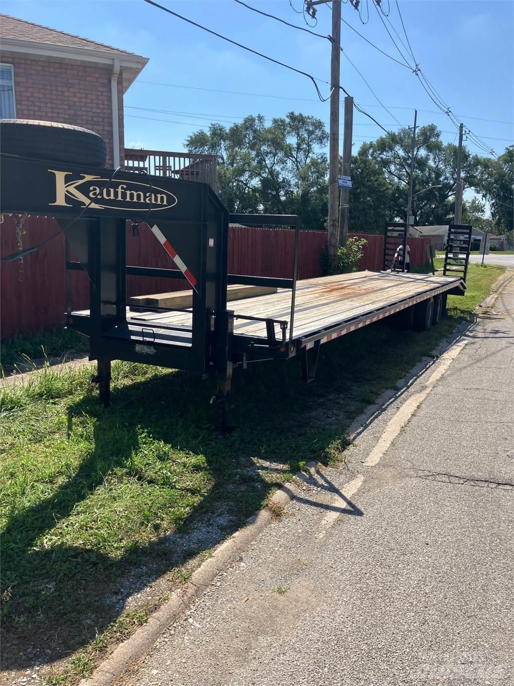 Kaufman  Anhænger med lad/Flatbed