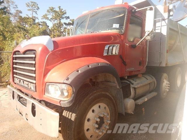 Mack GU713 Lastbiler med tip