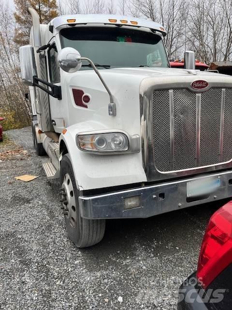 Peterbilt 567 Trækkere