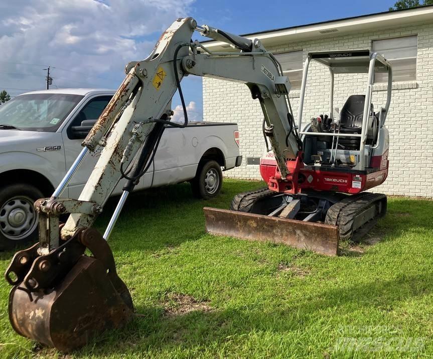 Takeuchi TB240 Midi-gravemaskiner 7t - 12t
