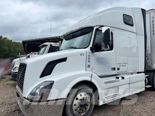 Volvo VNL64T780 Trækkere