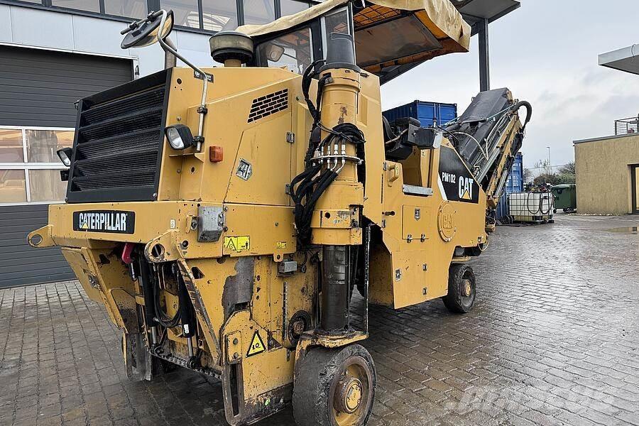 CAT PM 102 Asfalt-koldfræsere