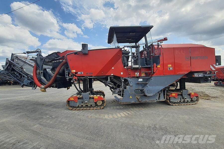 Wirtgen W 220 Asfalt-koldfræsere