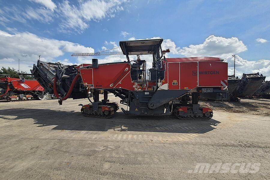 Wirtgen W 220 Asfalt-koldfræsere