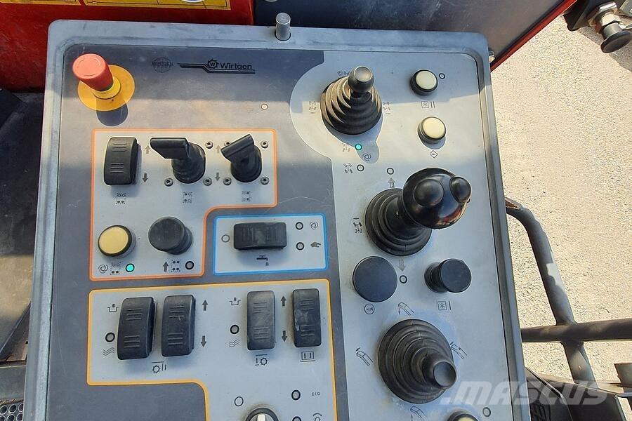 Wirtgen W 250 Asfalt-koldfræsere