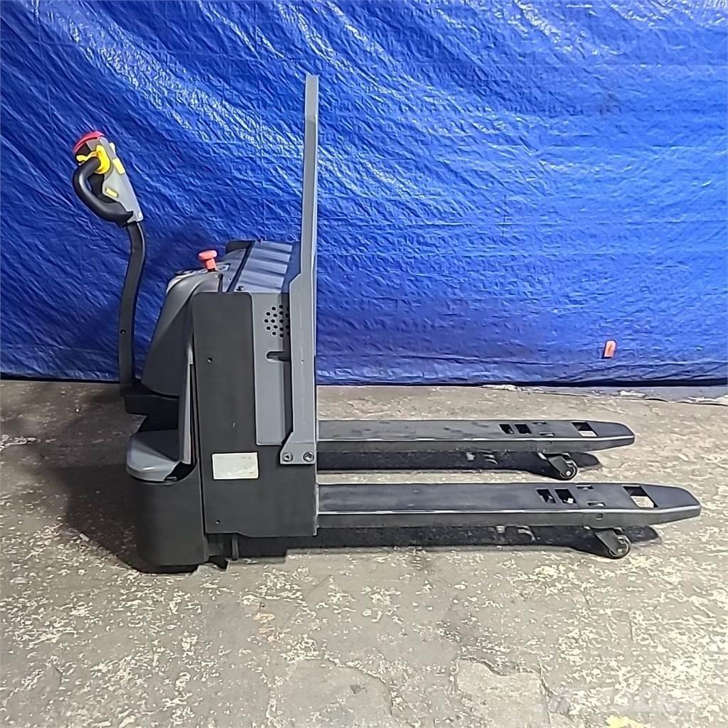Doosan BW23S-7 Entreprenør - Andet