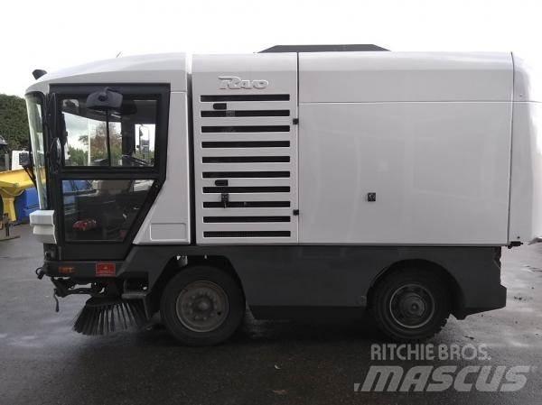 Ravo 530STH Fejemaskiner