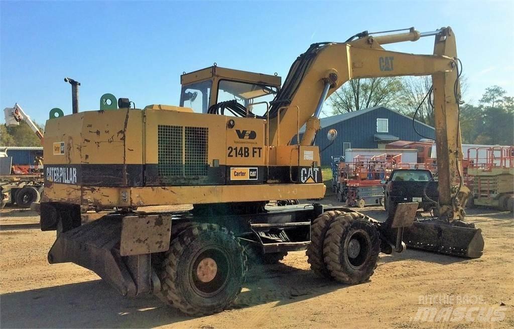 CAT 214B FT Gravemaskiner på hjul