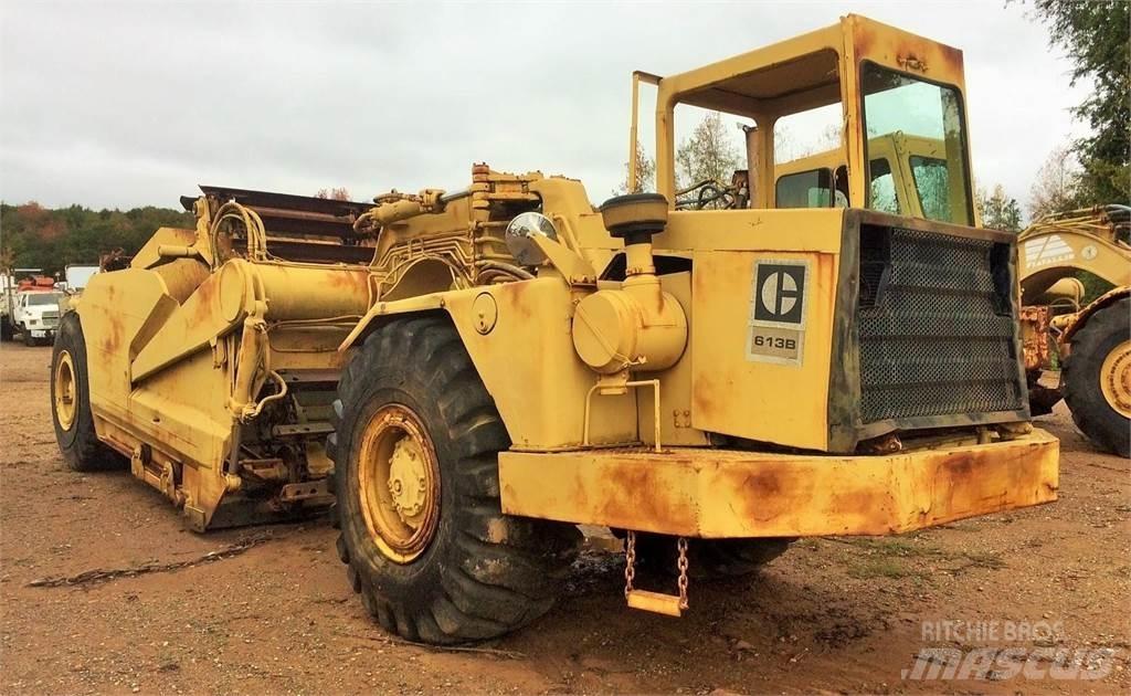 CAT 613B Skrabere