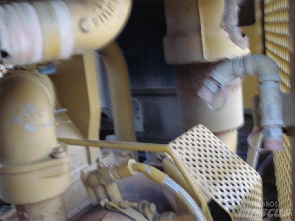 CAT D11R Bulldozer på larvebånd