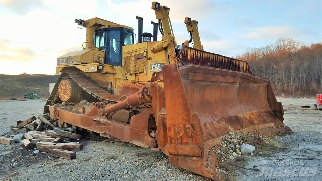 CAT D11R Bulldozer på larvebånd