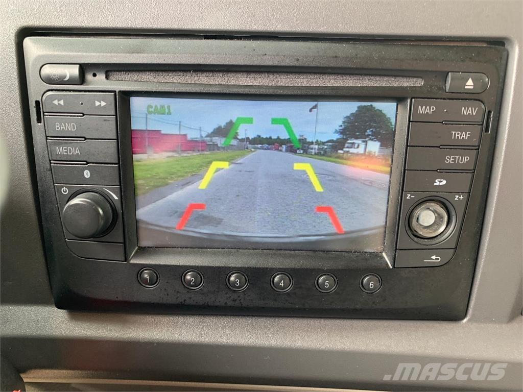 DAF LF210 4x2 FA Lastbil med kran