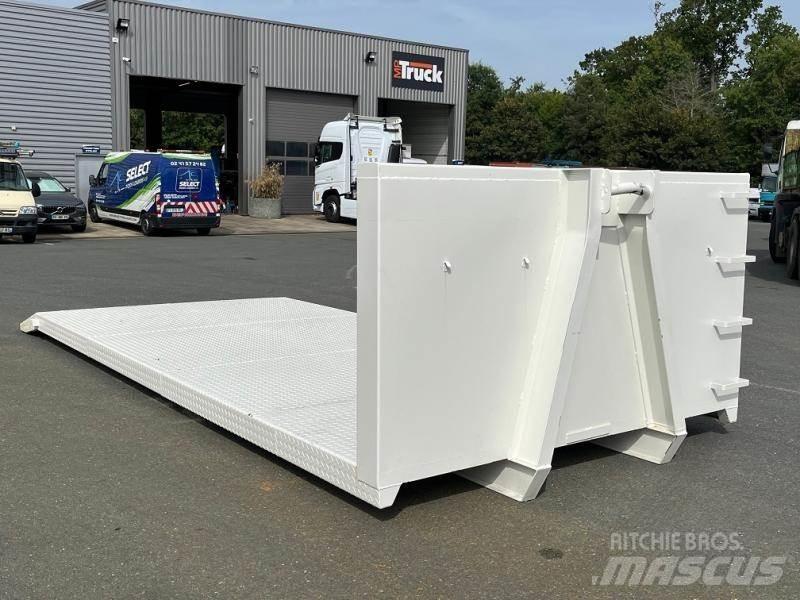 CMI D Trucks - Andet