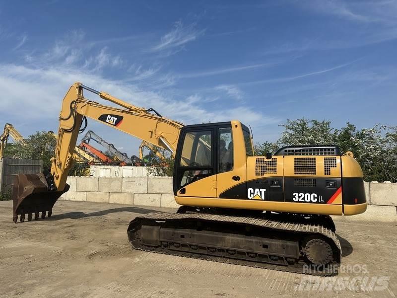 CAT 320 Gravemaskiner på larvebånd