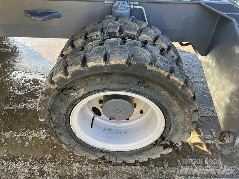 Fuchs MHL320 Trucks - Andet