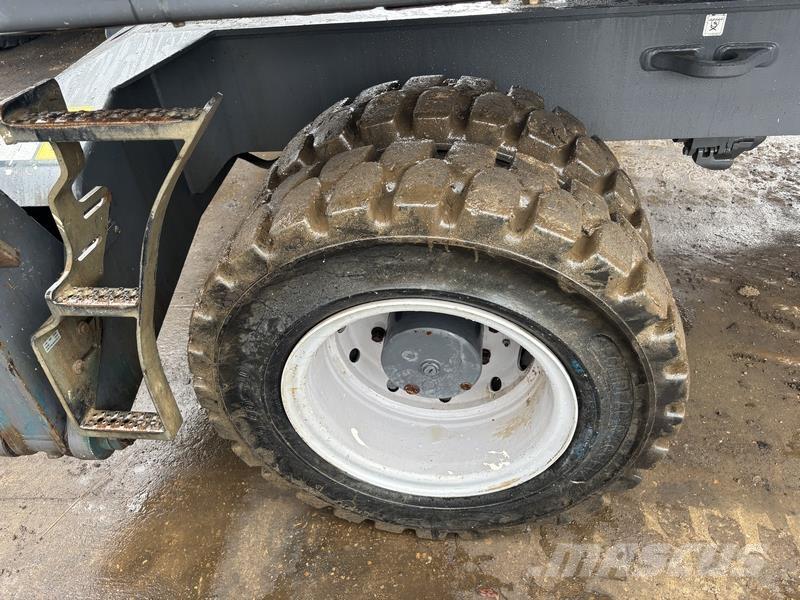 Fuchs MHL320 Trucks - Andet