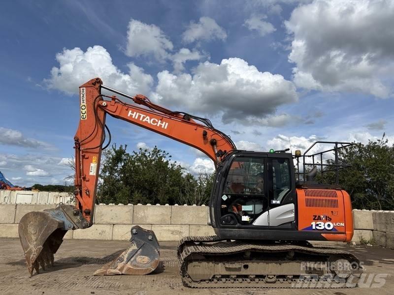 Hitachi ZX130 Gravemaskiner på larvebånd