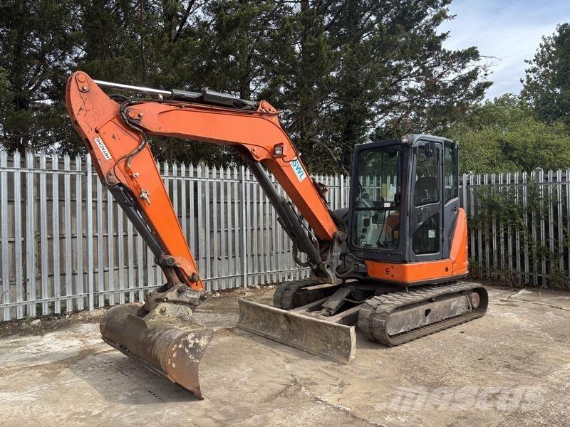 Hitachi ZX65 Midi-gravemaskiner 7t - 12t