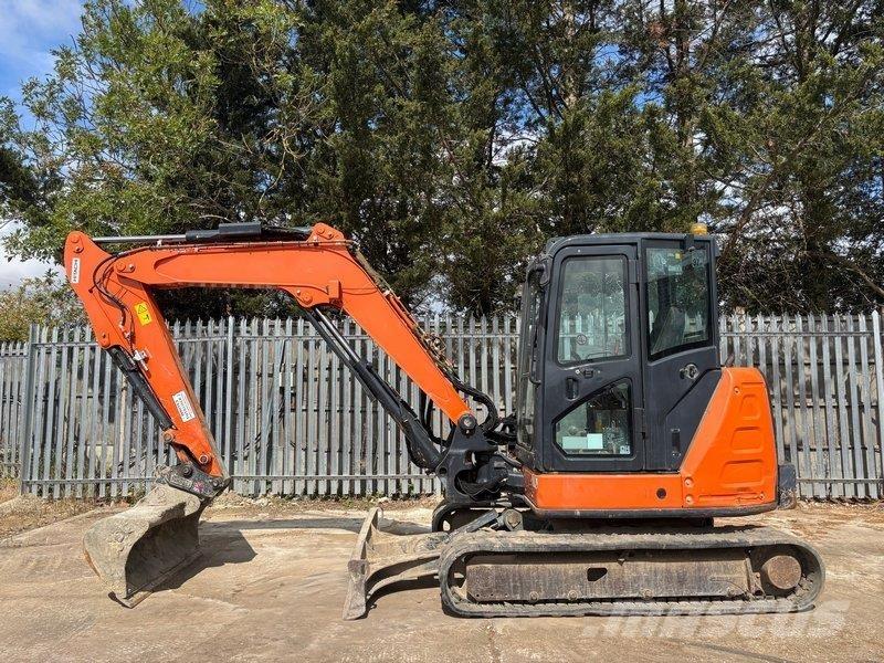 Hitachi ZX65 Midi-gravemaskiner 7t - 12t