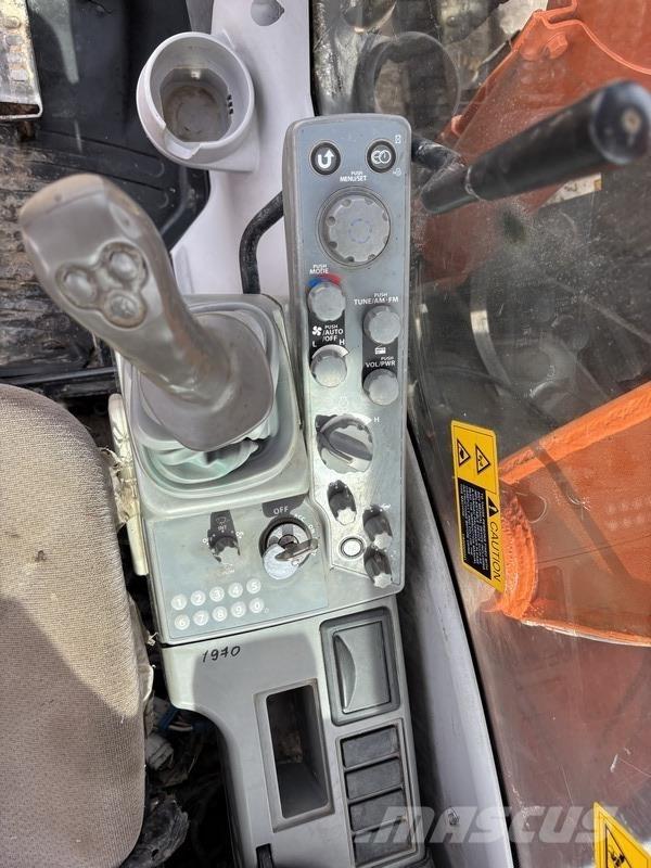 Hitachi ZX85US-5A Gravemaskiner med lang gravebom