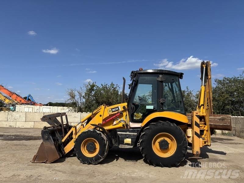 JCB 3cx Contractor Rendegravere