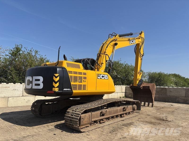 JCB JS240 LC Gravemaskiner på larvebånd