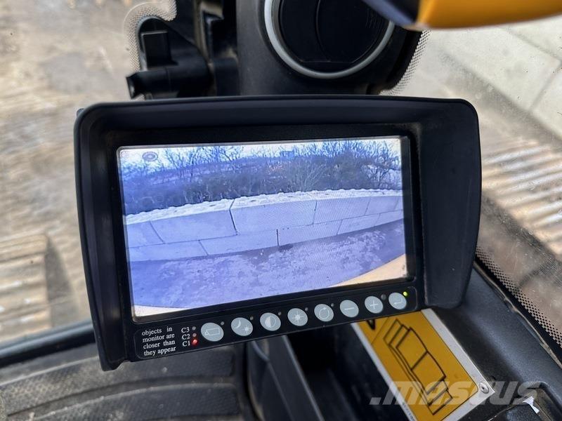 JCB JS370 LC T4 Gravemaskiner på larvebånd