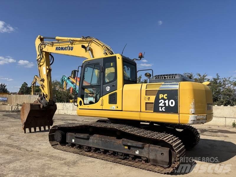 Komatsu PC210 LC-8 Gravemaskiner på larvebånd