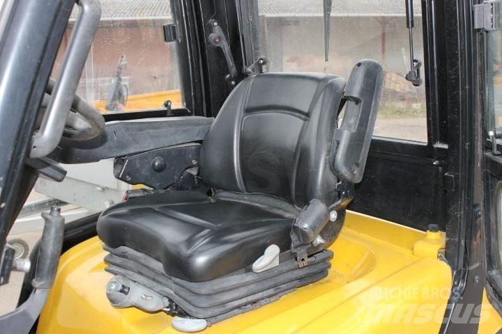 Yale GDP25VX Gaffeltrucks - andre