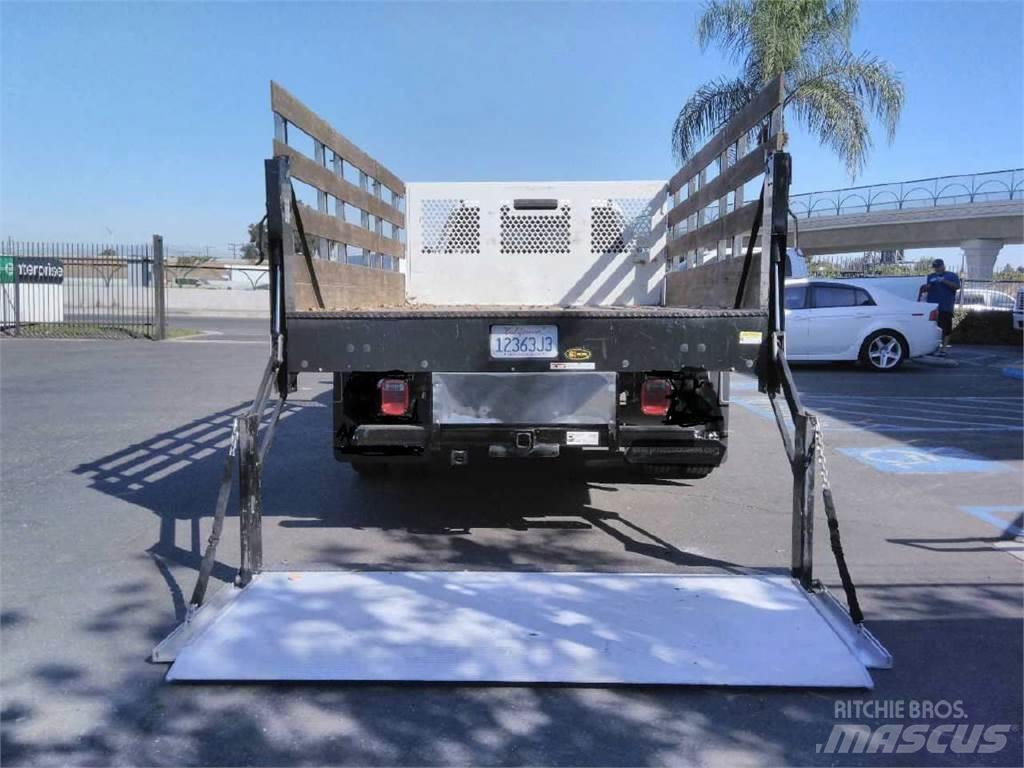 Ford F550 CREW CAB 4 Fast kasse